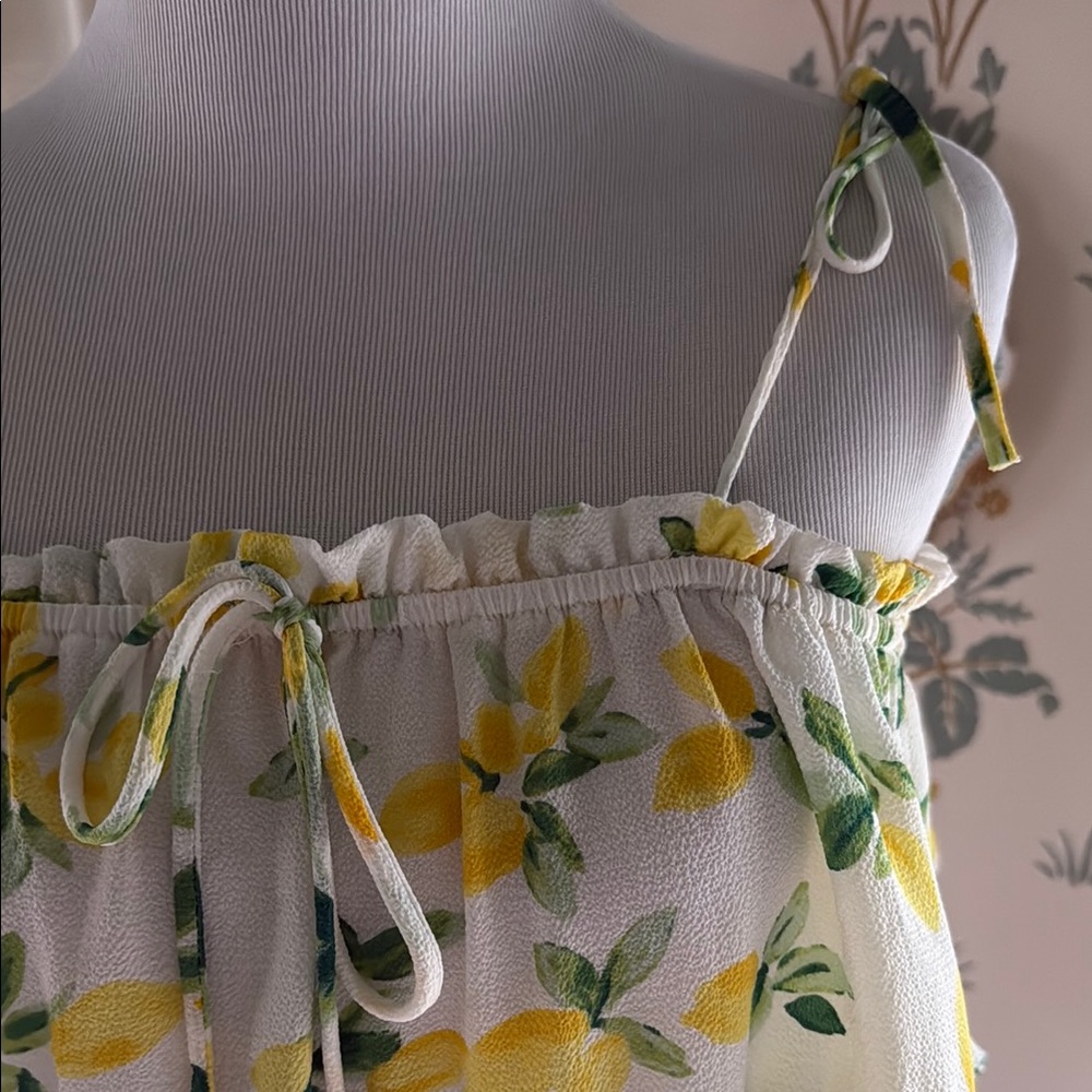 Lemon Print Ruffle Top - Picture 2 of 3